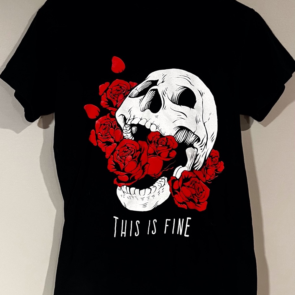 Black Skull Graphic Tee